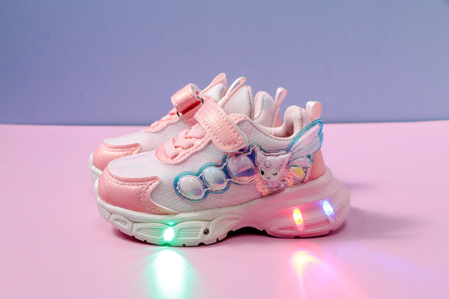 Tenis sport de Kuromi con luces