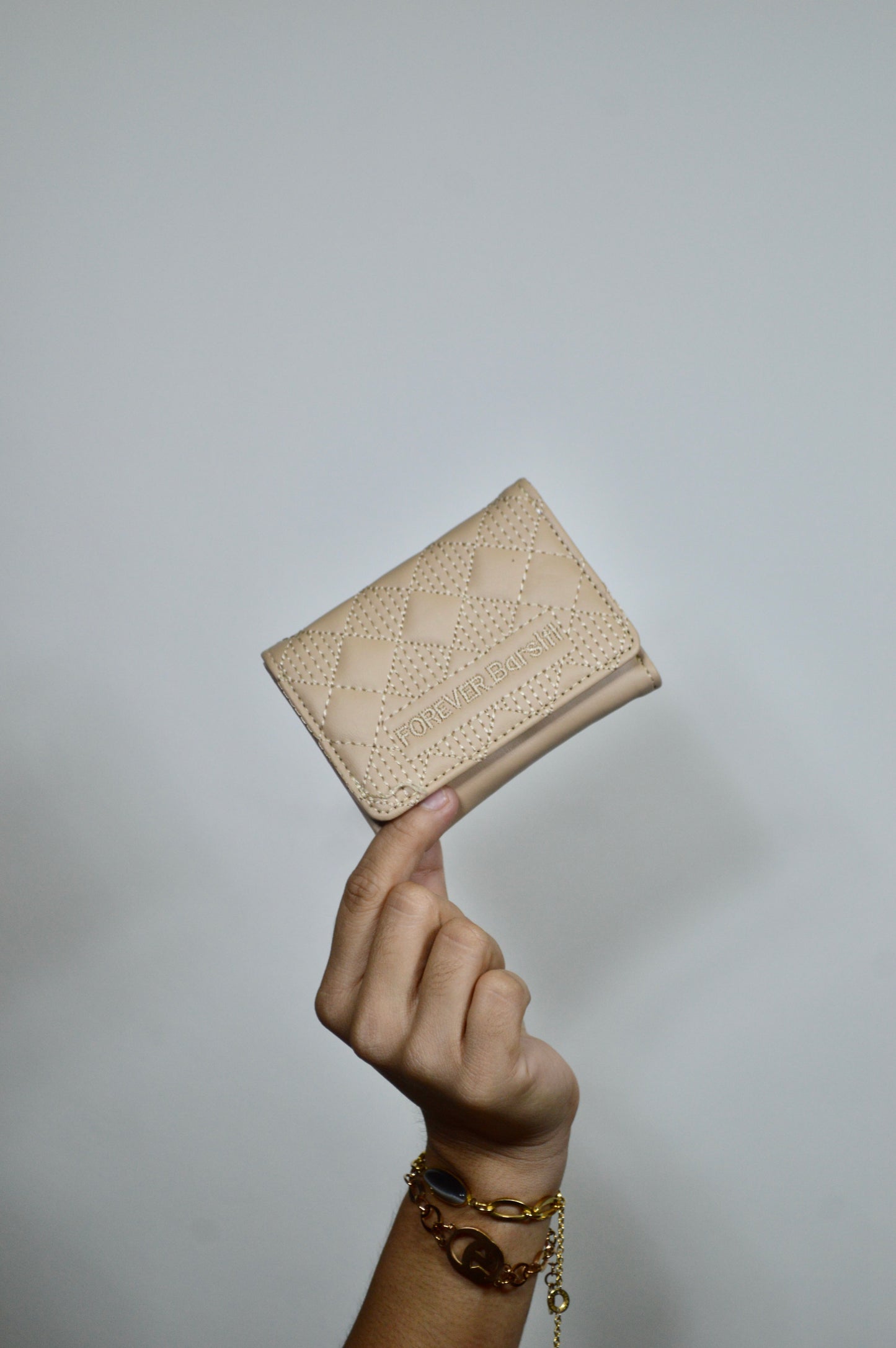 Tarjetero con diseño de rombos