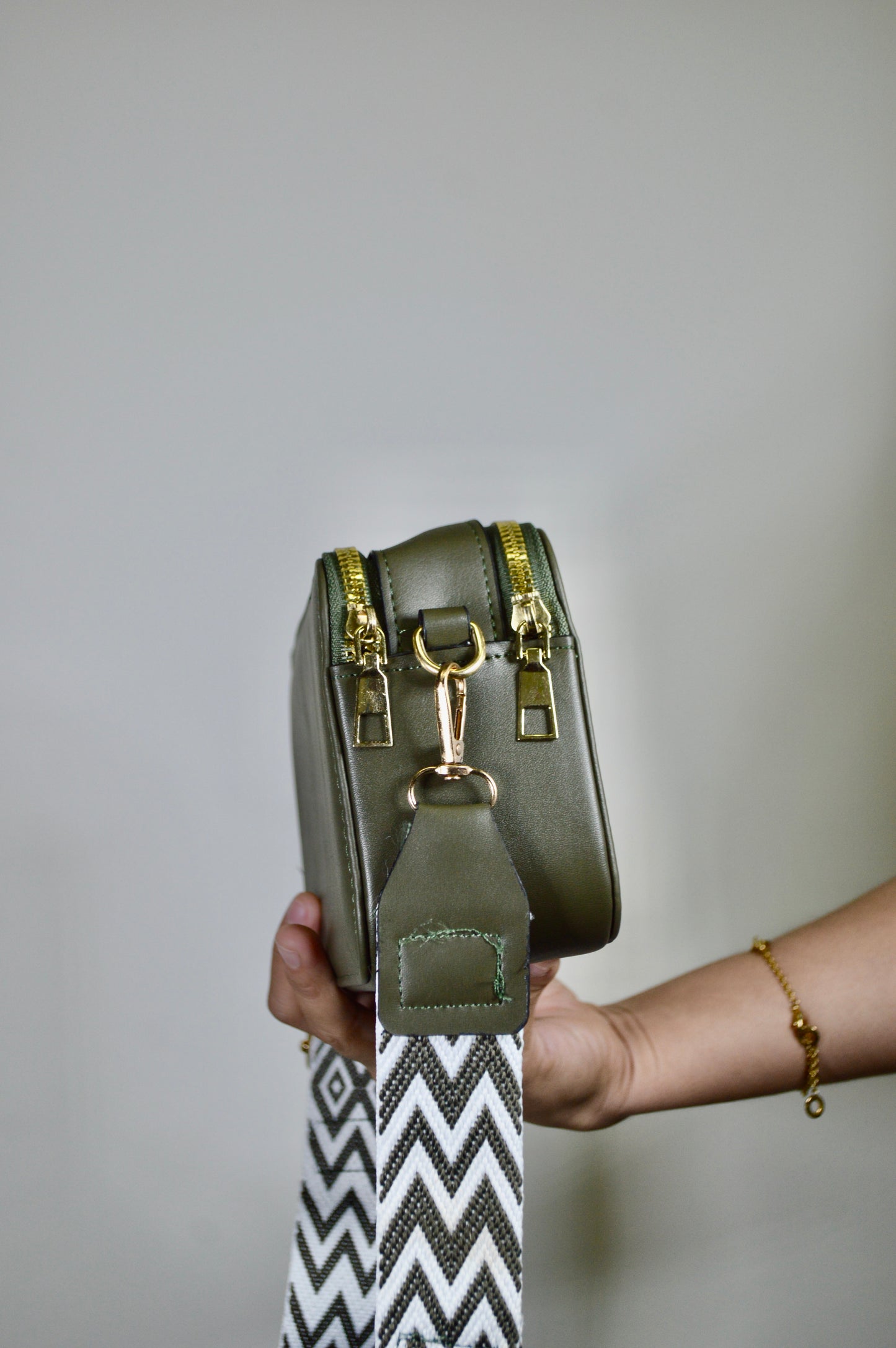 Crossbody Cuadrado de Terciopelo