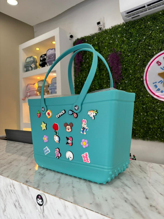 Bolso con charms