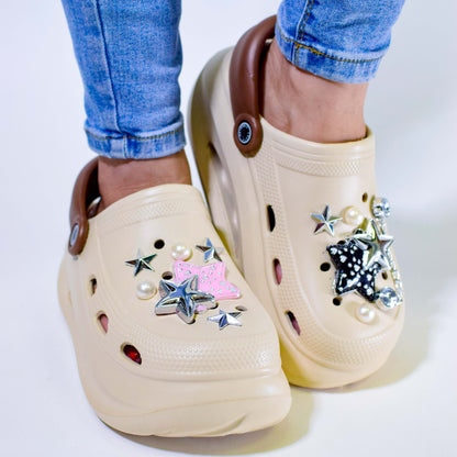 Crocs Estrellas con Cadenas