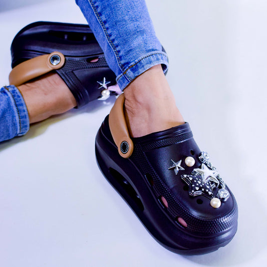 Crocs Estrellas con Cadenas